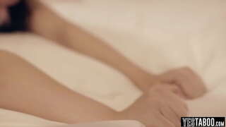 Kotor muda anak tirinya Whitney Wright adalah nakal lil pelacur untuk