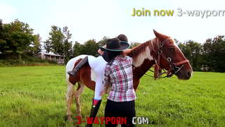 3Way Порно - гурвалсан групп үед Гэр бүлийн Ферм