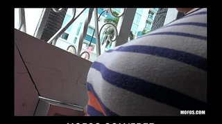 Big-booty నల్లటి జుట్టు గల స్త్రీని ప్రియురాలు Sabrina టేలర్ ఇస్తుంది గొప్ప ప్రజా BJ