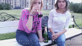 FirstBGG.com - ਜੇਨ Fox &amp;amp; Bella Donna - ਤਿੰਨ ਨਾਲ ਨਾਲ ਸਾਰੇ ਕੁਦਰਤੀ Girls