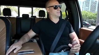 Fifamoivoizana jarkoff punheta tsy carro