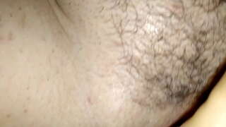 Follan a mi esposa en el culo y los dedos en el coño. Nos coño terminado.