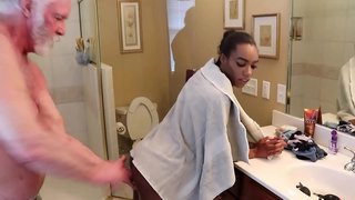 Chanel Skye ഓറൽ മഞ്ഞ ഷവര് Pussy Fucking Ass Fucking വാദഗതിയാണ് Anal Toys