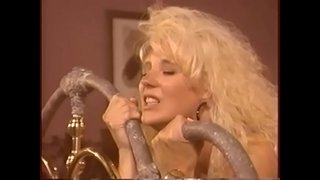 Mnyama Kwi-Saddle Kwakhona