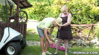 Infermier mara anzjani Nanney huwa sess ma &#039; mara raġel